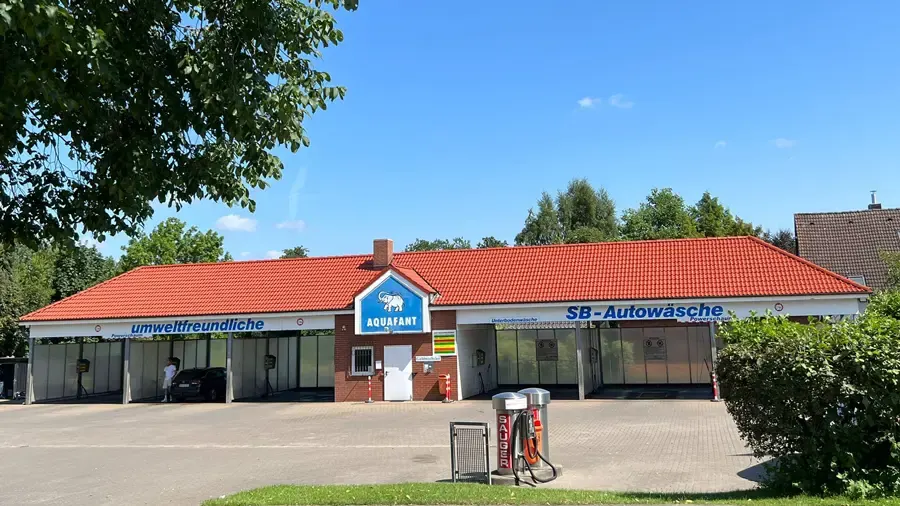 Tankstellendach nach der Beschichtung